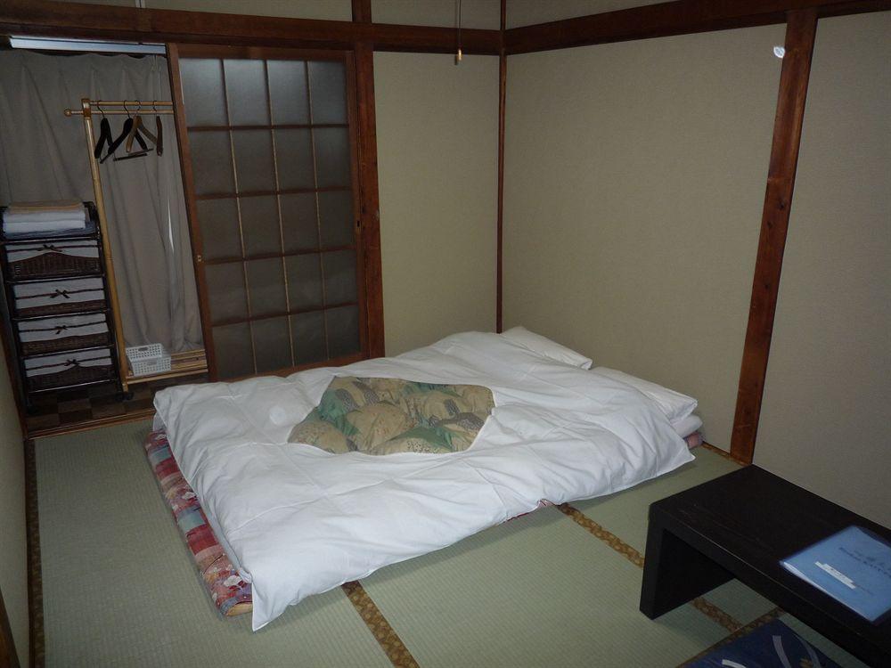Katsutaro Japanskt värdshus (ryokan)
